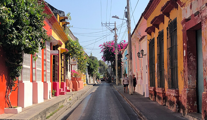 The colorful and empty streets of Cartagena, Colombia